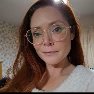 Meet your Posher, Elinor